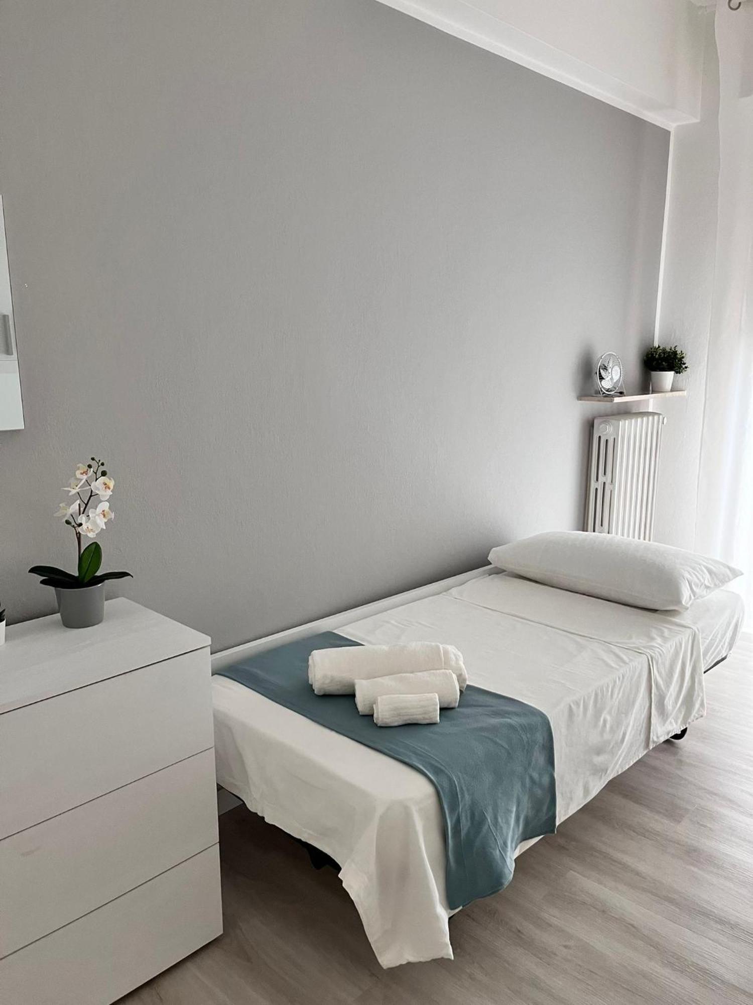 G&L Airport Apartment In Bgy أوريو آل سيريو المظهر الخارجي الصورة