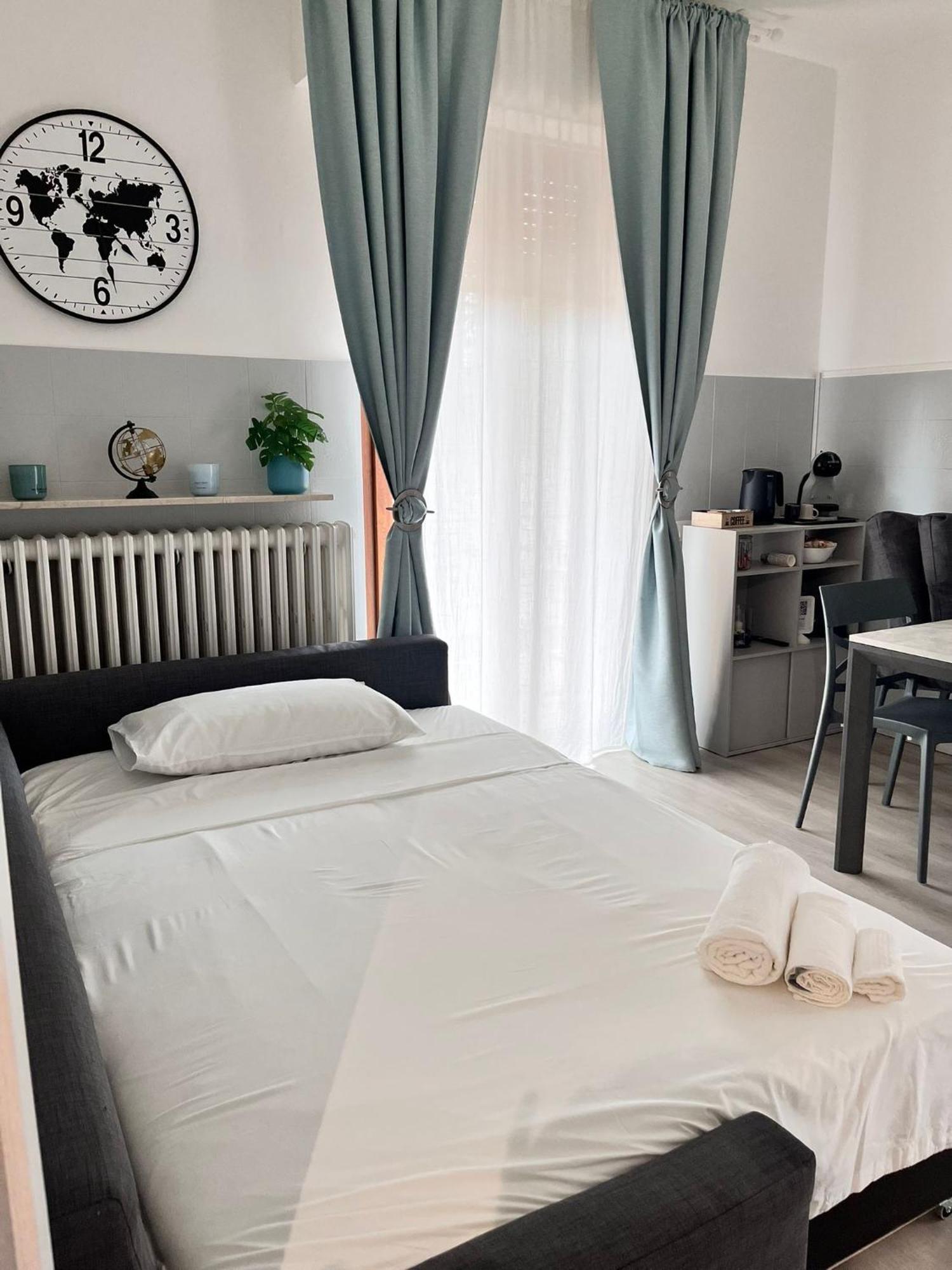 G&L Airport Apartment In Bgy أوريو آل سيريو المظهر الخارجي الصورة